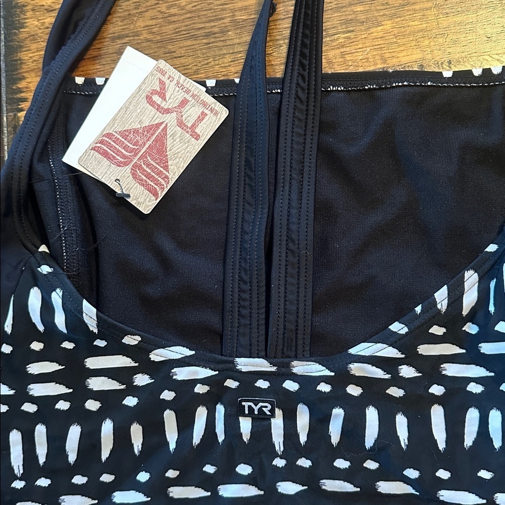 TYR one piece swimsuit size XL NWTs - Picture 5 of 5